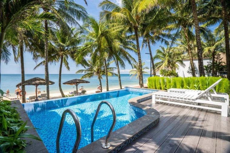 Executive Suite Beach Front